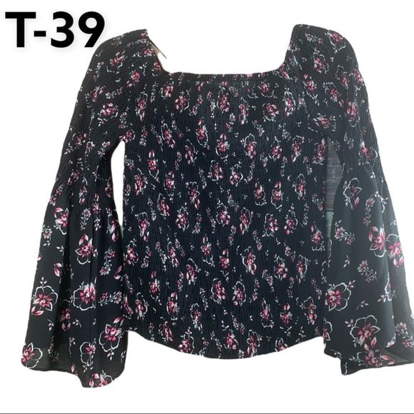 Express Tops - Express Sz M Floral Print Stretch Top NWT